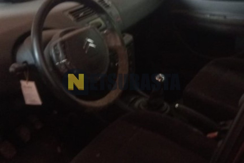Citroën C4 Sedán 1.6 HDi 2010