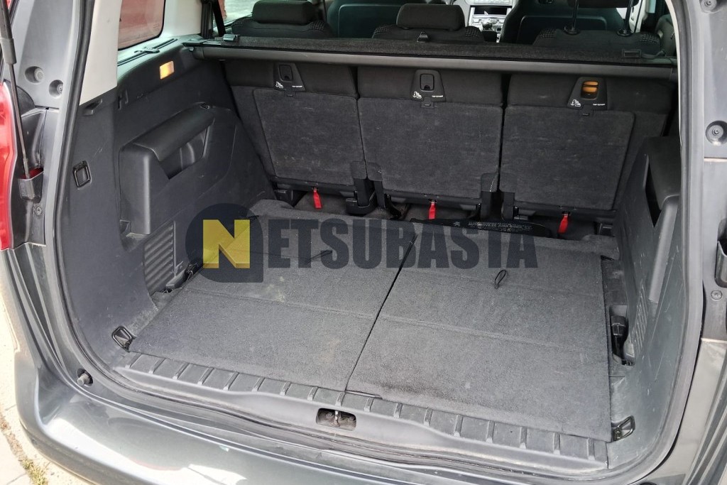 Peugeot 5008 1.6 BlueHDi 2016