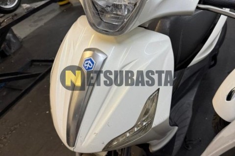 Vespa GTS 125 2008