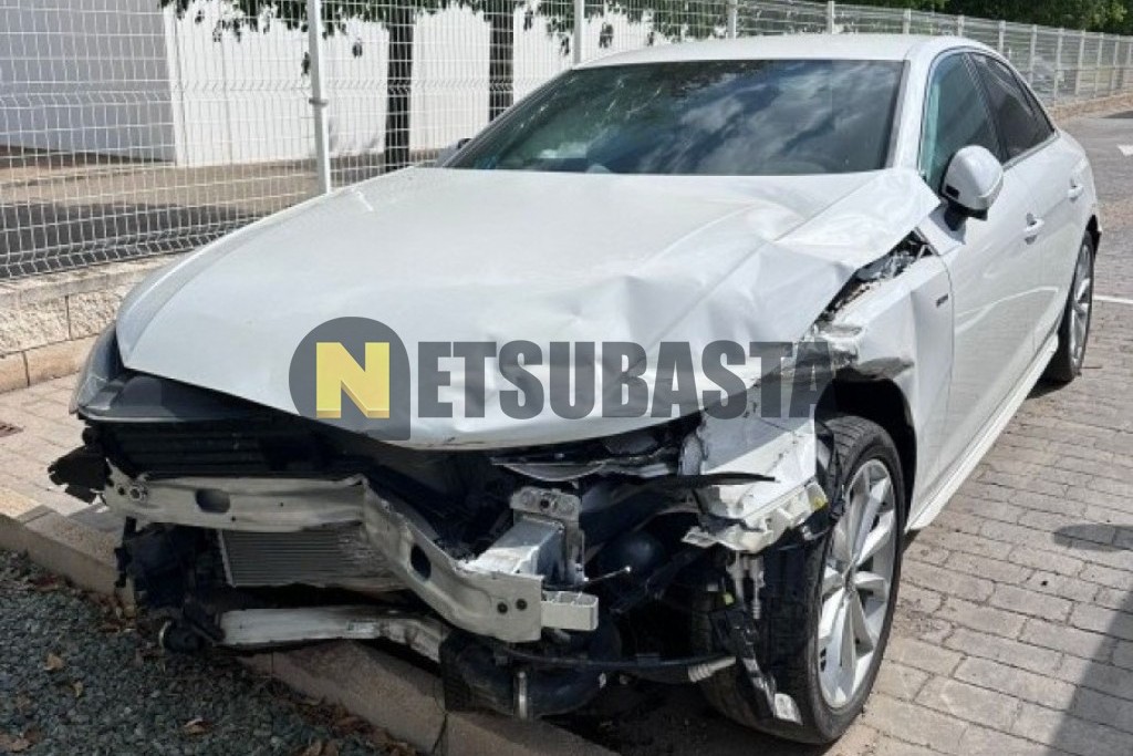 Audi A4 35 TFSI S tronic 2023