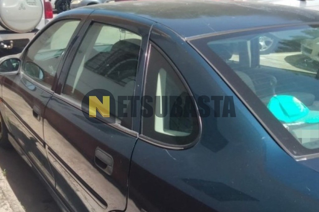 Opel Vectra 1.6 2001