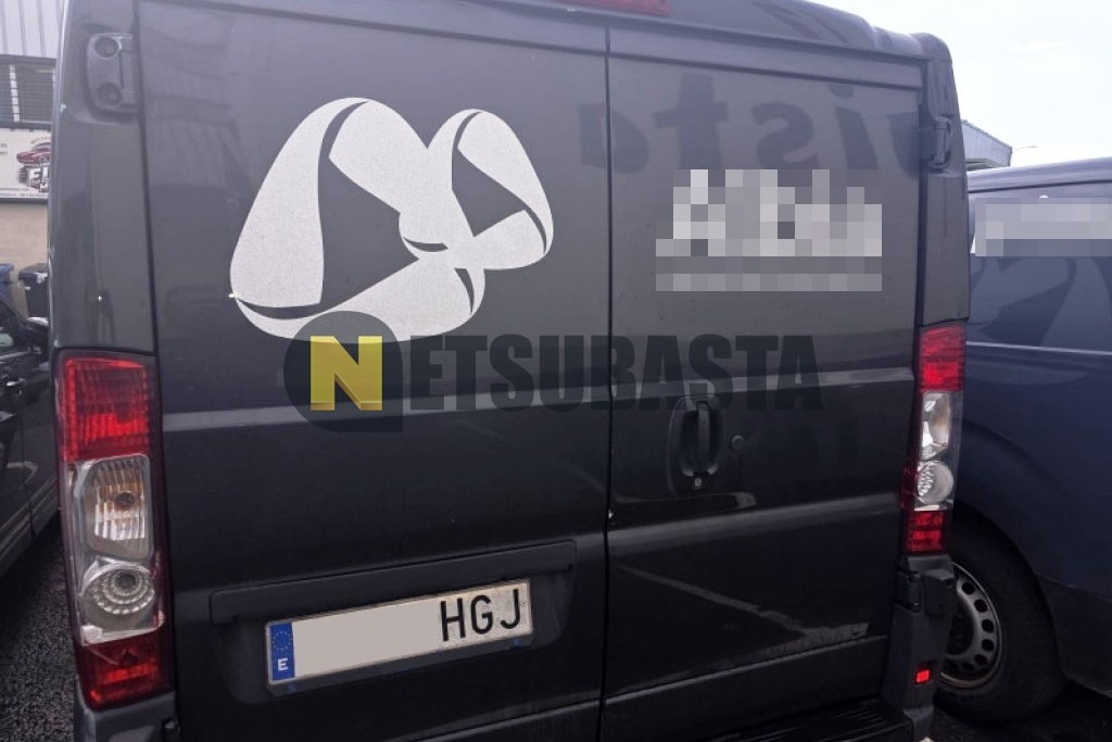 Peugeot Boxer Furgón 2.2 HDi 2011