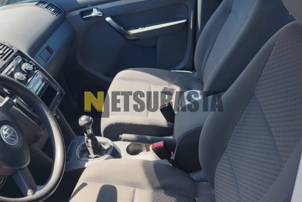 Volkswagen Touran 1.6 FSI 2004