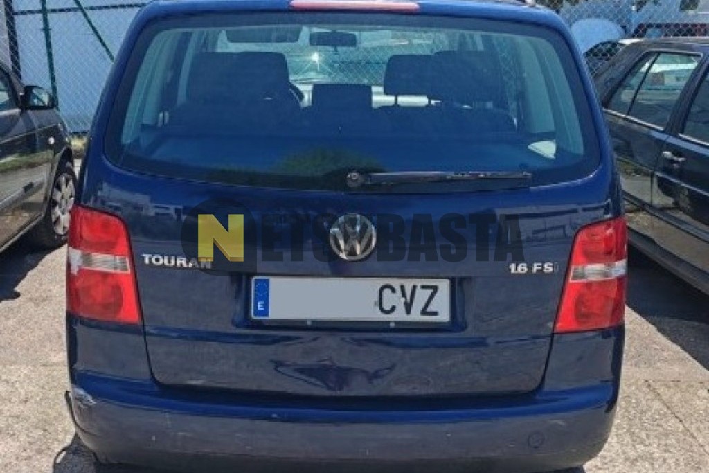 Volkswagen Touran 1.6 FSI 2004