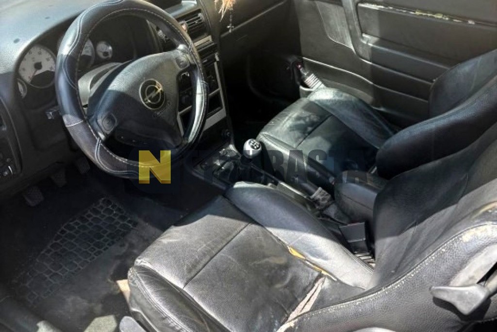 Opel Astra 2.2 DTi 2003