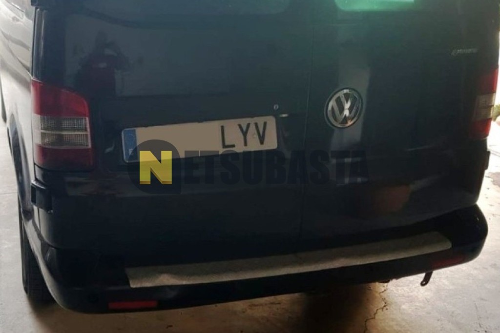 Volkswagen Transporter T5 2.5 TDI 2006
