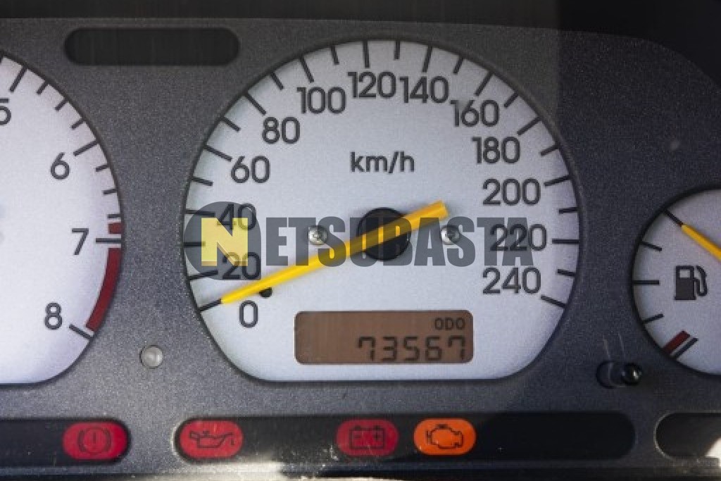 MG ZR 1.4 2003