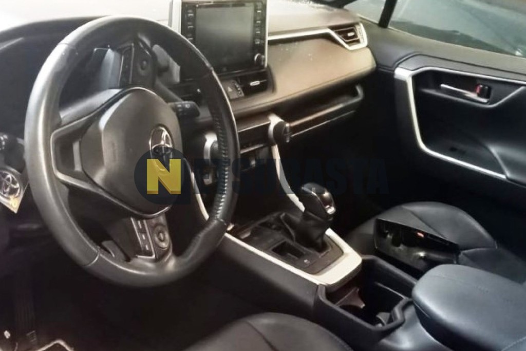 Toyota RAV4 Hybrid 220H 4x2 2020