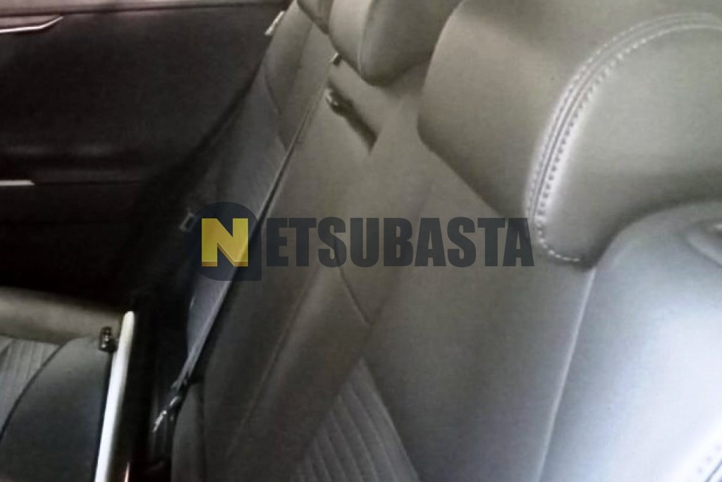 Toyota RAV4 Hybrid 220H 4x2 2020