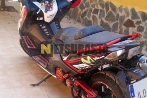 Aprilia SR Max 300 2013