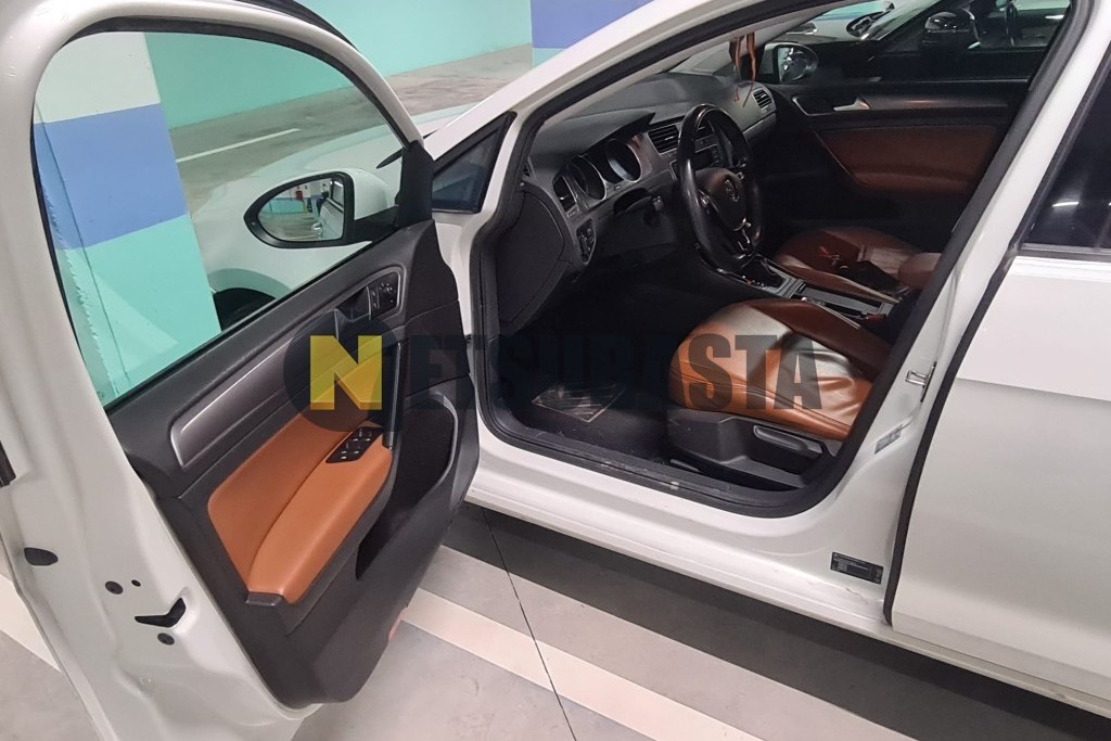 Volkswagen Golf 1.6 TDI DGS 7 vel. 2014