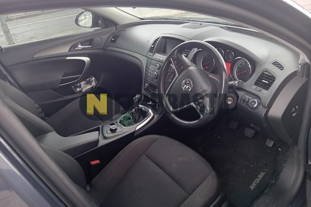 Vauxhall Insignia Sports Tourer 2.0 CDTI 2010
