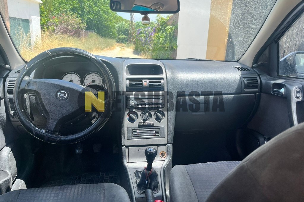 Opel Astra 2.0 DTi 16V 2003