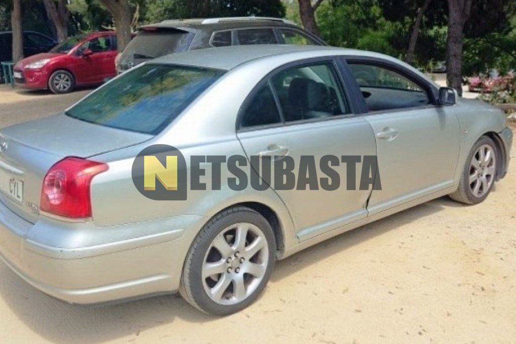 Toyota Avensis 2.0 VVT-i 2004