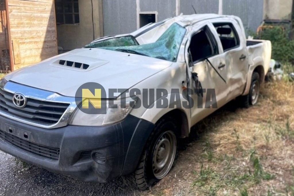 Toyota Hilux Cabina Doble 2.5 D-4D 2014