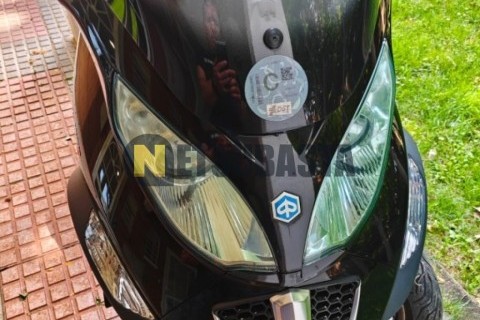 Yamaha Majesty 125 2004