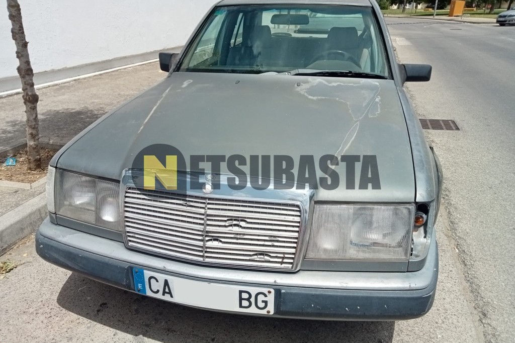 Mercedes-Benz 250 D 1988