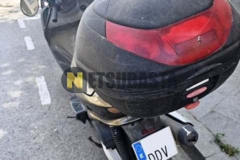 Yamaha Majesty 125 2001