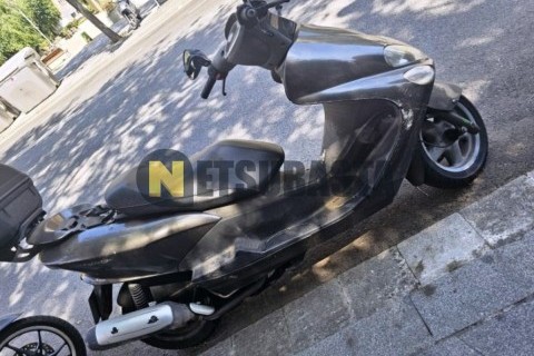 Yamaha Majesty 125 2001