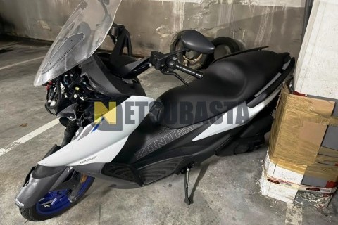 Yamaha Majesty 125 2001