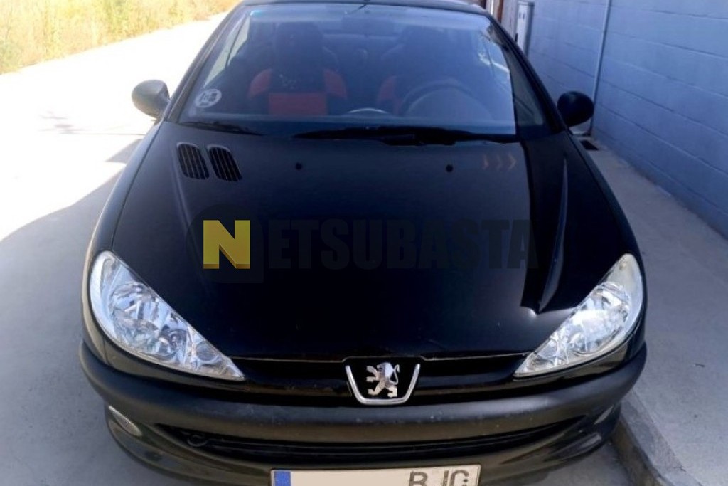 Peugeot 206 Coupé Cabrio 1.6 2001
