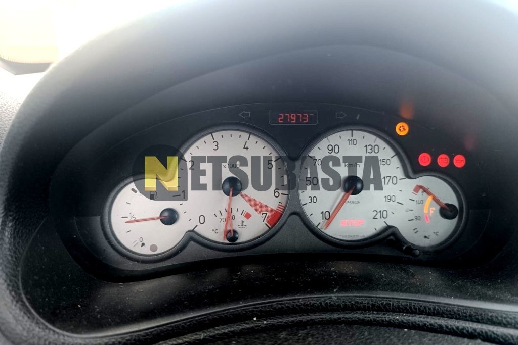 Peugeot 206 Coupé Cabrio 1.6 2001