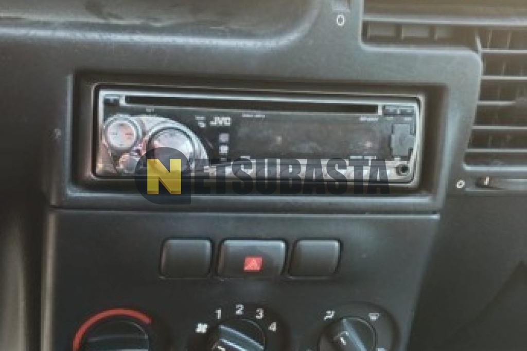 Opel Zafira 2.2 16V 2003