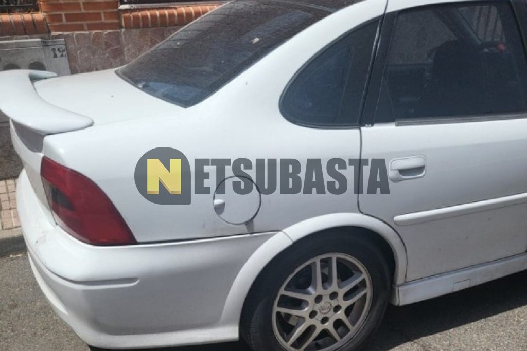 Opel Vectra 2.0 DTI 16v 2000