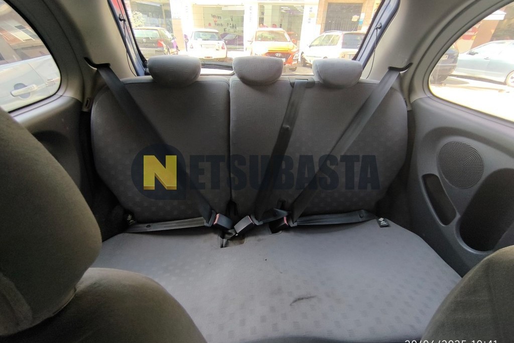 Nissan Micra 1.2i 2003
