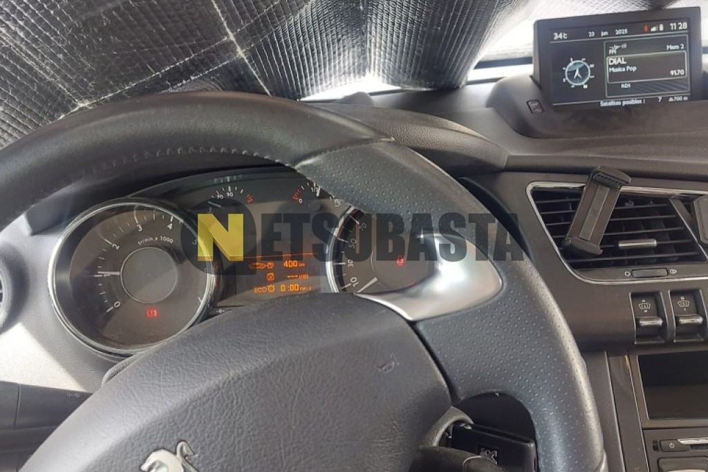 Peugeot 3008 1.2 PureTech 2015