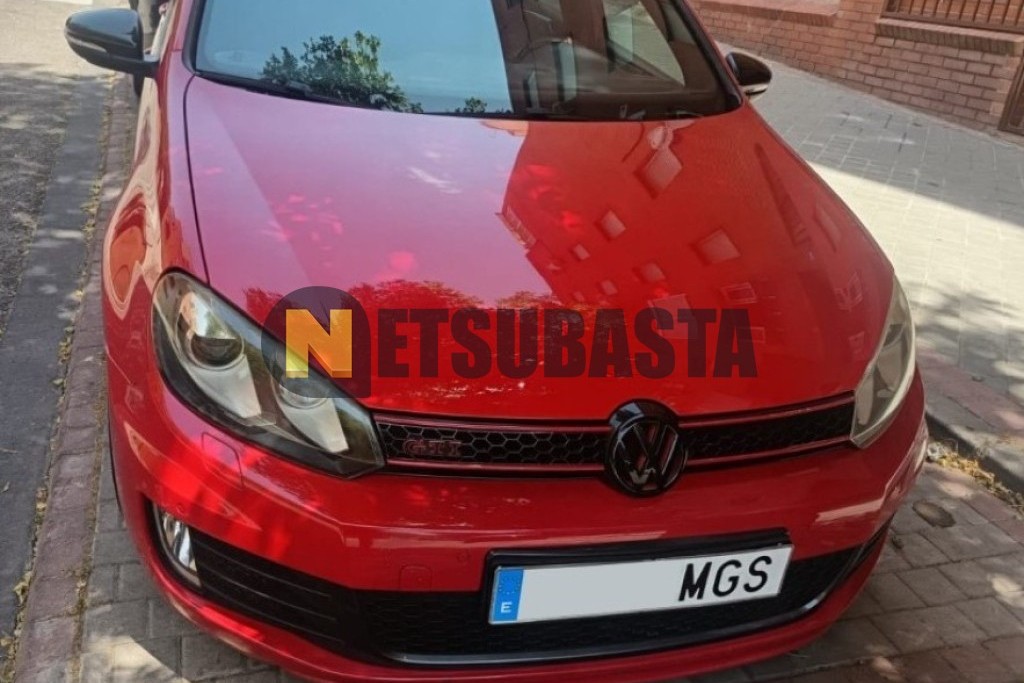 Volkswagen Golf GTI 2.0 TSI 2010