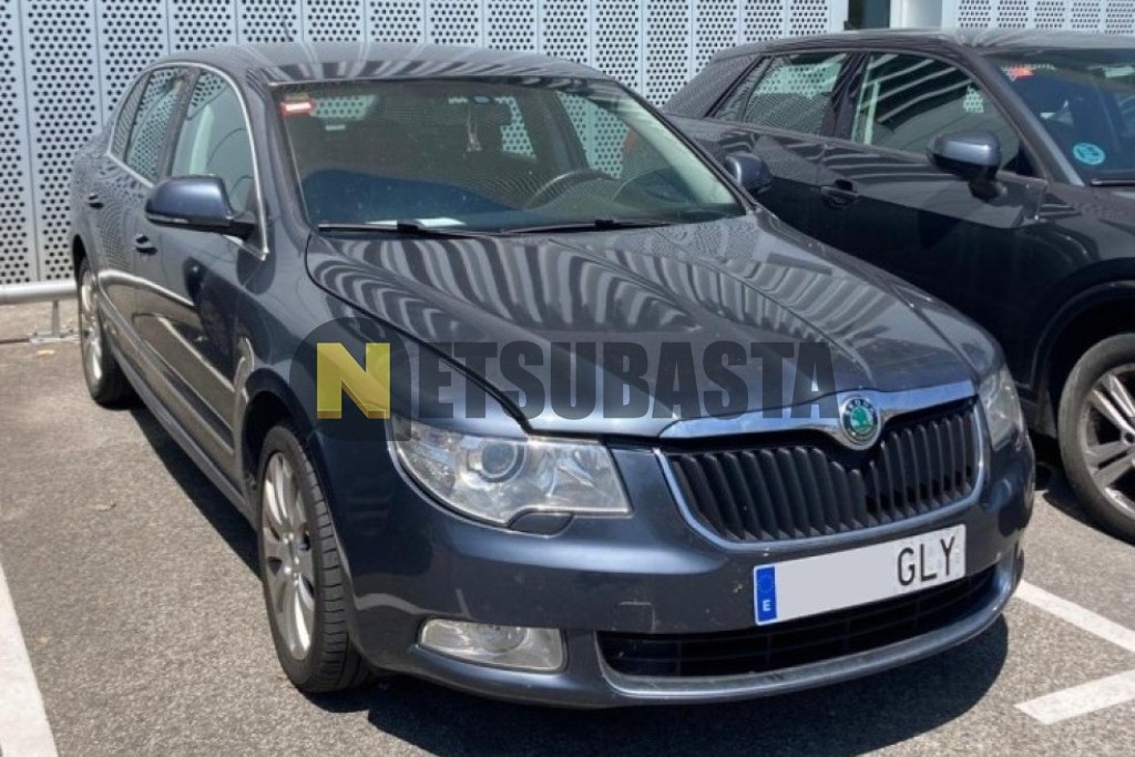 Skoda Superb 2.0 TDI DSG 2009