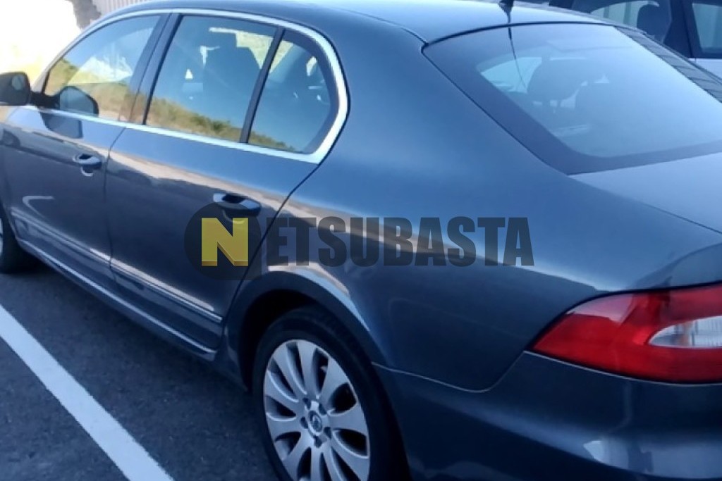 Skoda Superb 2.0 TDI DSG 2009