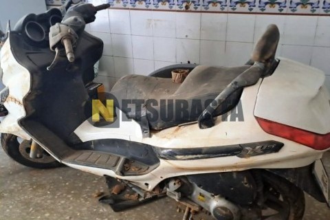 Suzuki AN 650 Burgman 2002