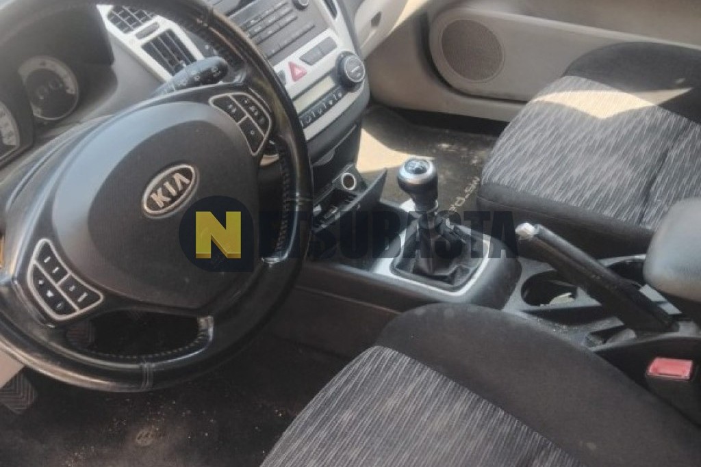 Kia ceed Sporty Wagon 1.6 CRDi 2008