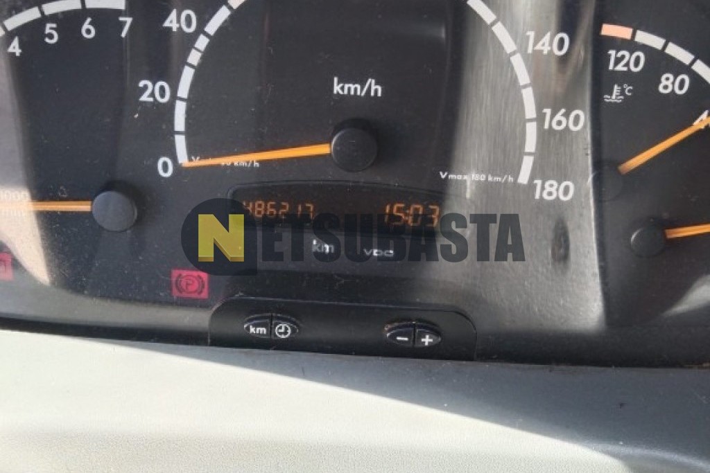 Mercedes-Benz Sprinter 208 CDI 2002