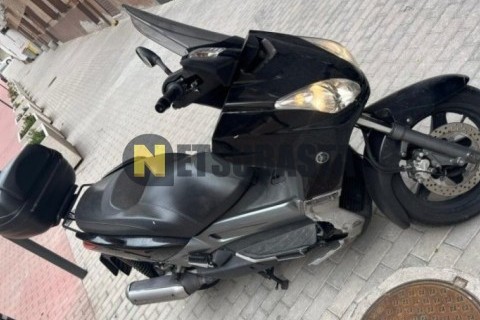 Vespa GTS 125 2008
