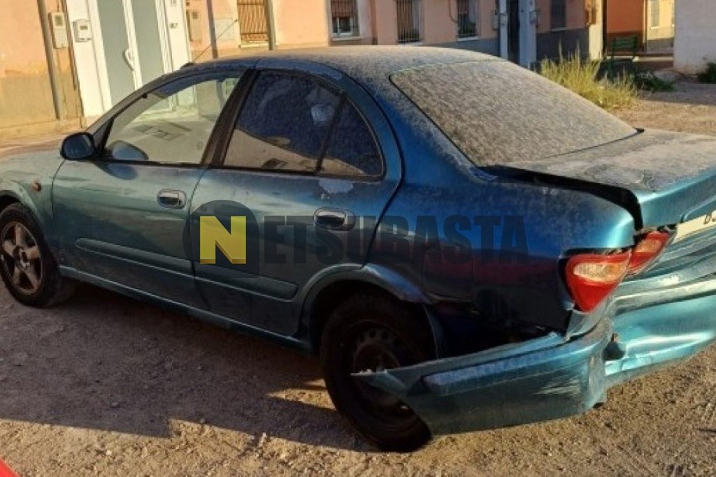 Nissan Almera 2.2Di 2001
