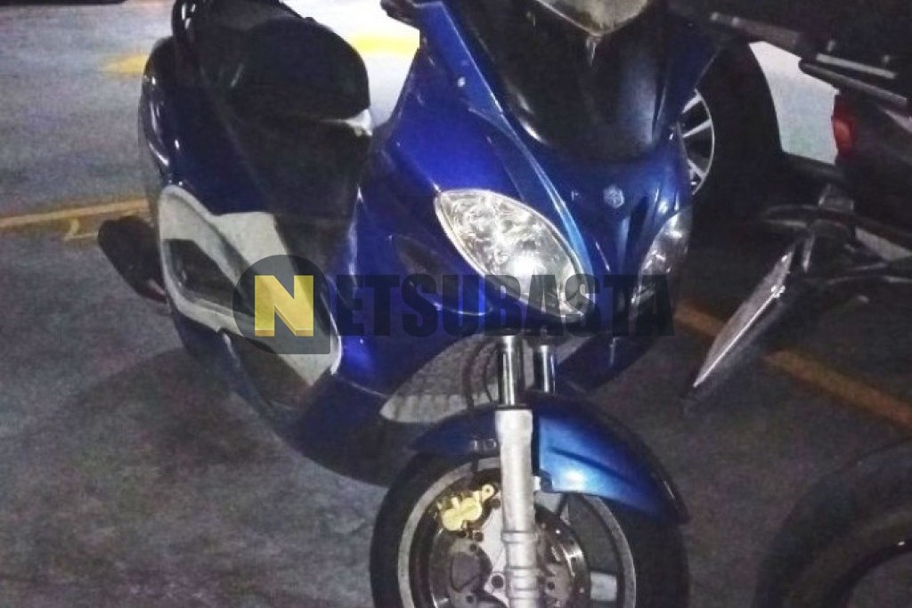 Piaggio X9 500 2005