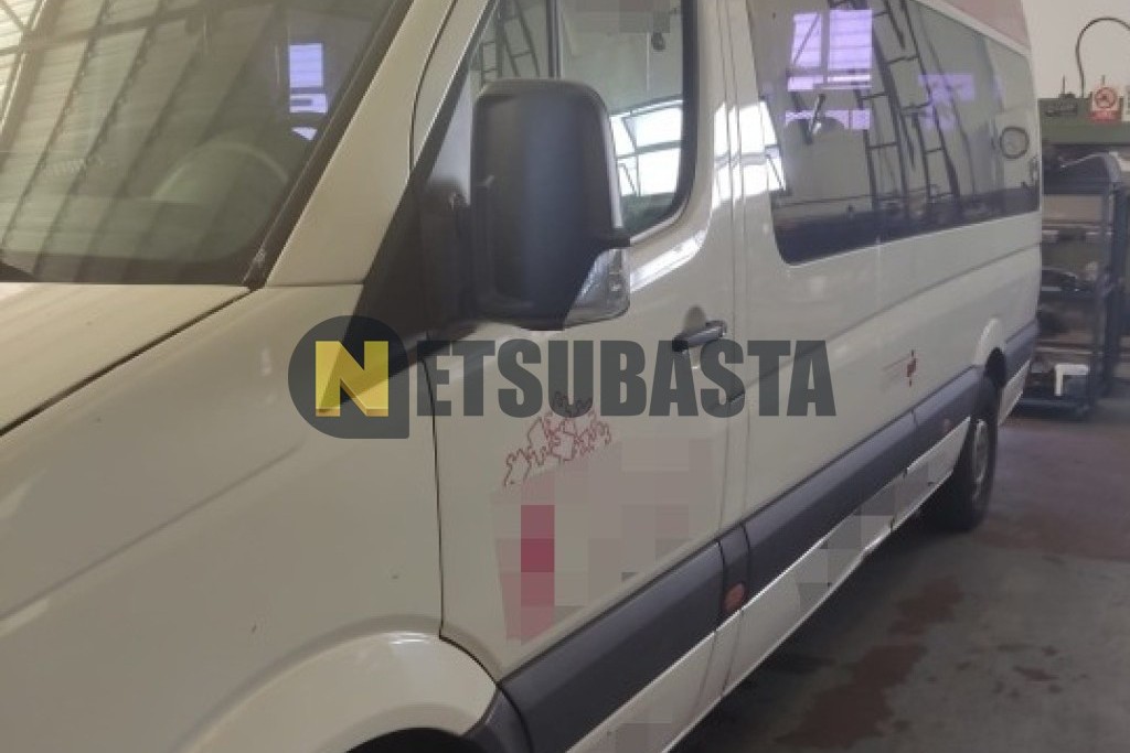 Volkswagen Crafter 2.5 TDI Autobús 2010