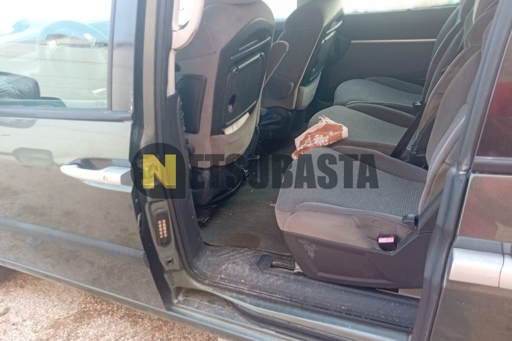 Peugeot 807 2.0 HDi 2006
