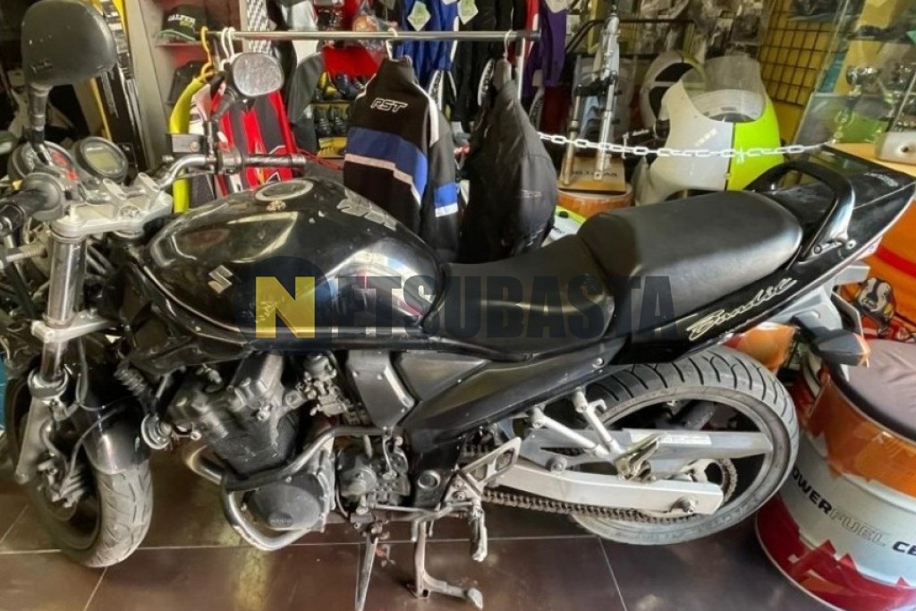 Suzuki Bandit 650 2005