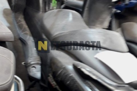 Piaggio X8 200 2005
