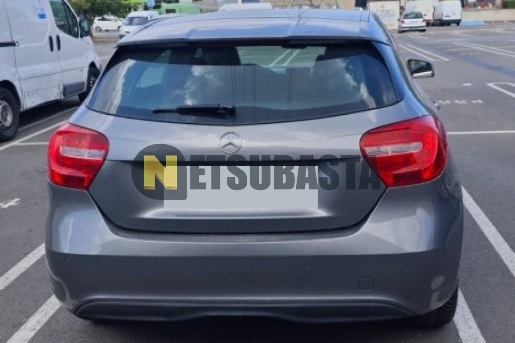 Mercedes-Benz A 180 2013
