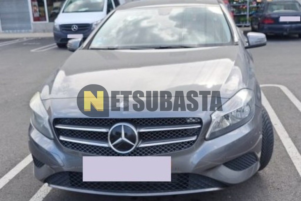 Mercedes-Benz A 180 2013