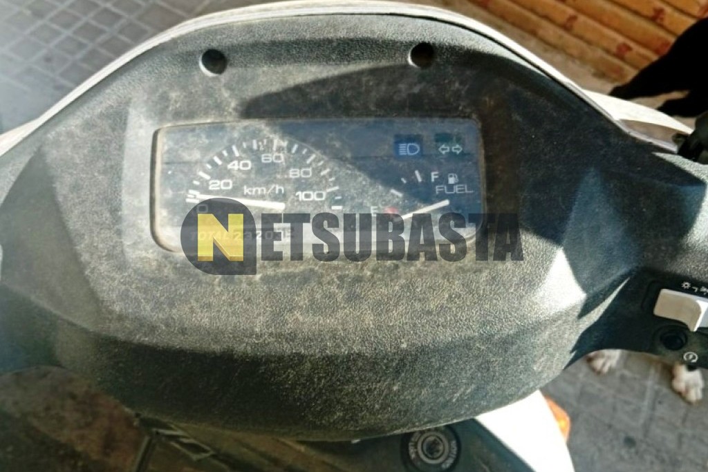 Suzuki AN 125 2000