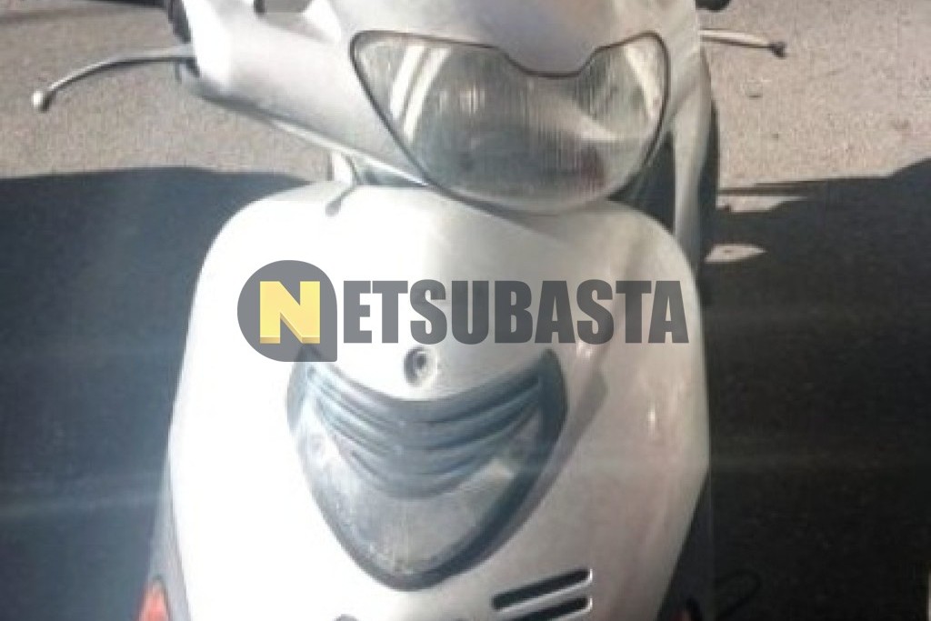 Suzuki AN 125 2000