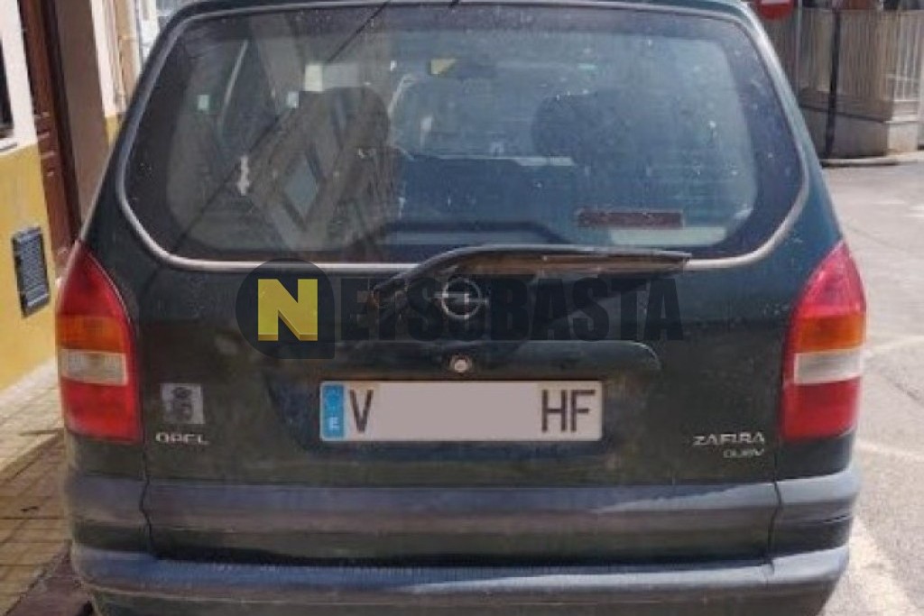 Opel Zafira 2.0 DI 2000