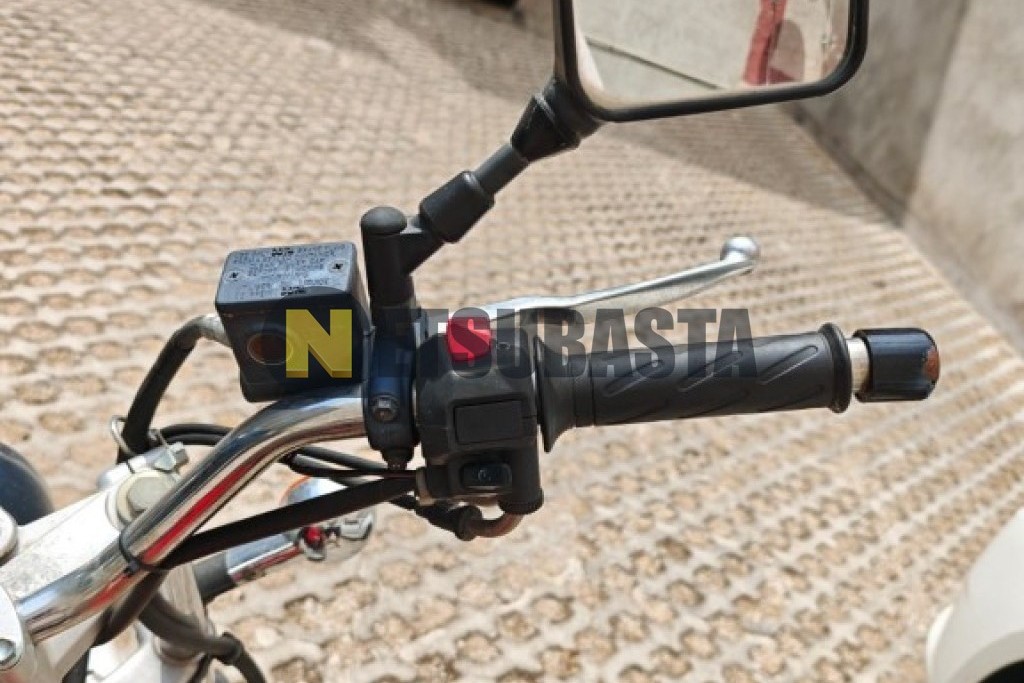 Suzuki VanVan 125 2015
