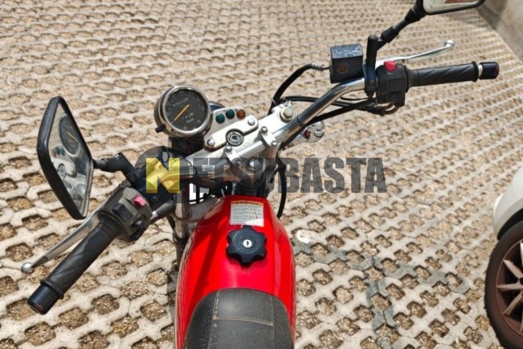 Suzuki VanVan 125 2015